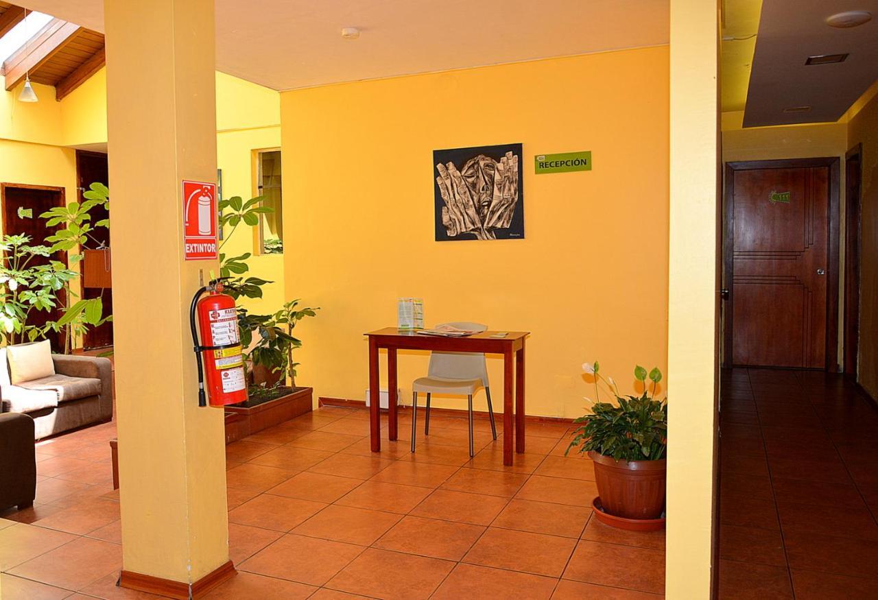 קיטו Hostal Terra 3 - Base Aerea מראה חיצוני תמונה